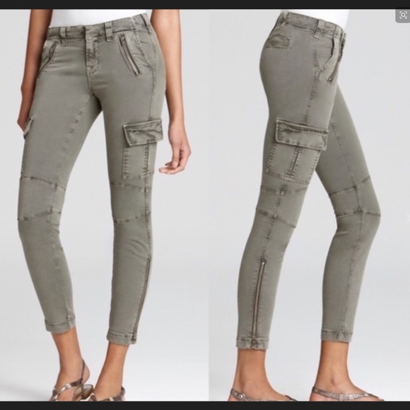 Daughters of liberation Pants - Skinny Cargos  in Olive 28